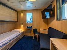 Comfort class cabin with bunk bed